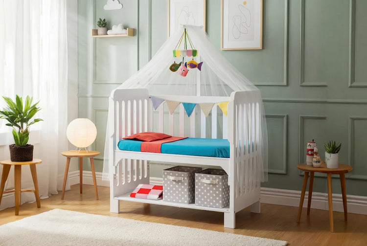 Set de sábanas para cuna colecho 4 en 1 de Cunas Colecho México, hecho en 100 % algodón suave y cálido. Incluye sábana de resorte, sábana lisa, funda para almohada y saquito para bailar, presentados en bolsas de tela y juegos doblados.