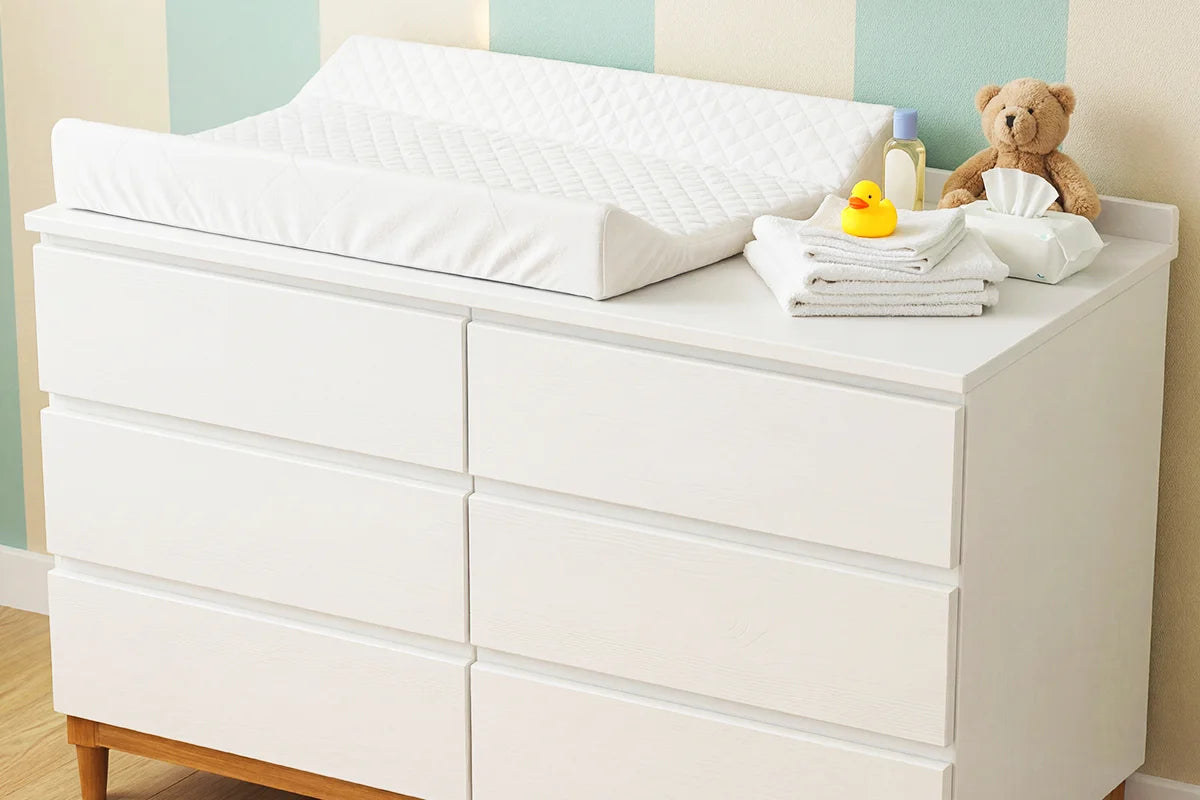 Tenemos los accesorios para tu cuna colecho: Velo o pabellón, juego de sábanas, protector impermeable para colchón y más. ¡Elige tus favoritos!